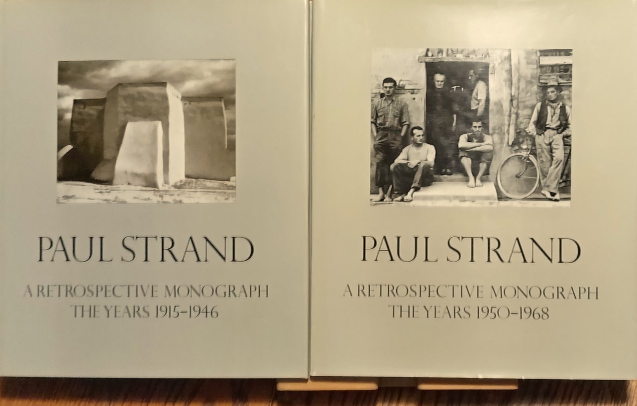 A Retrospective Monograph THE YEARS 1915-1946 e 1950-1968