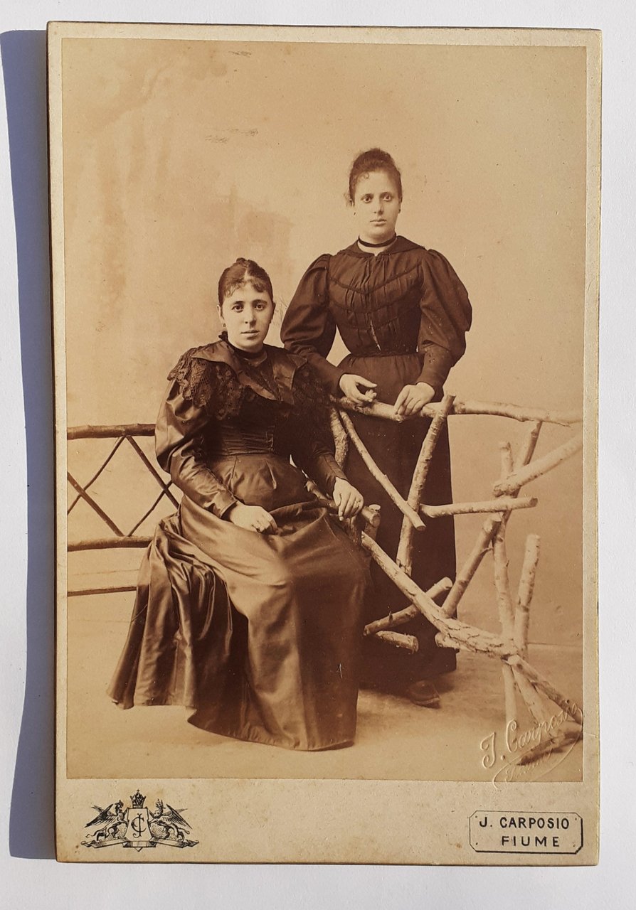 Albumina formato Album fotografo J. Carposio Fiume 1890 circa
