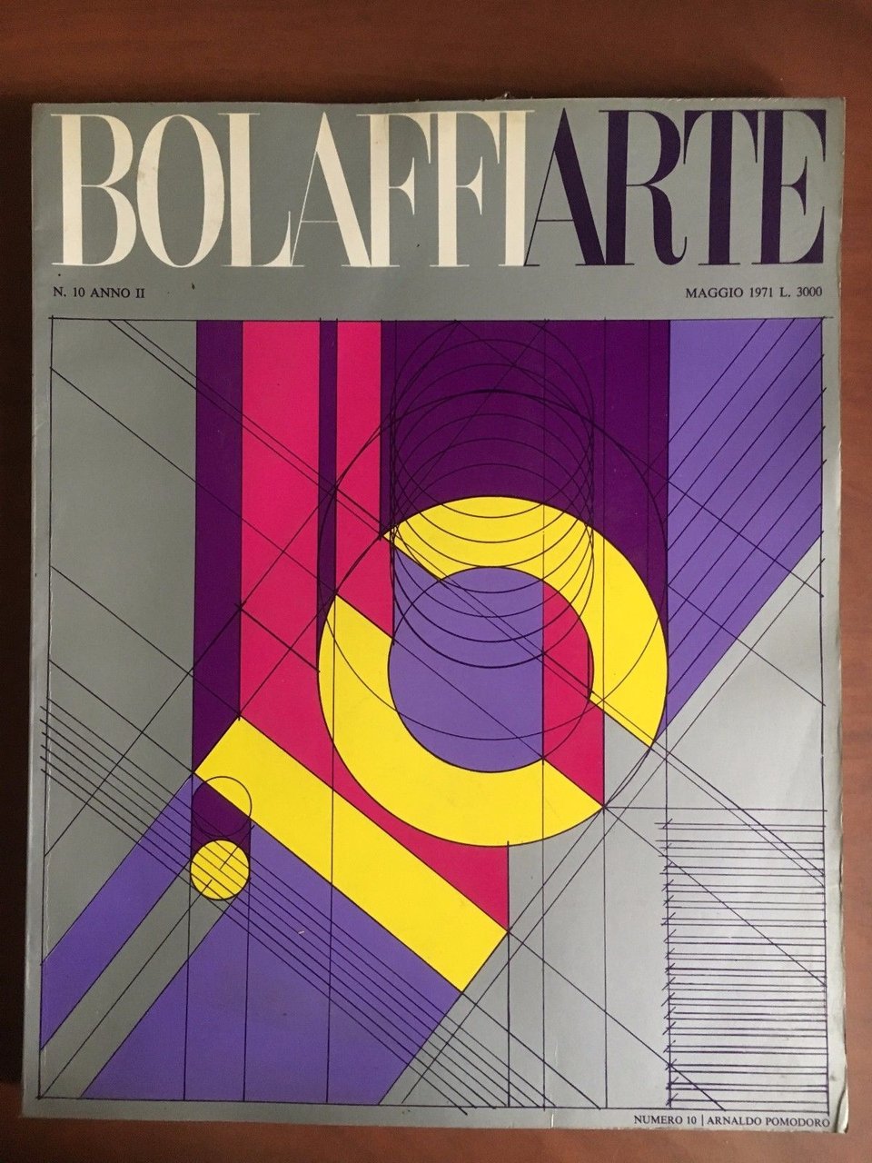 BolaffiArte Anno II n^ 10 Maggio 1971 Cover: Arnaldo Pomodoro …