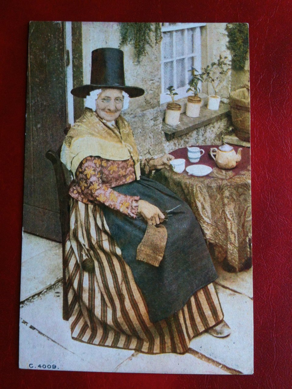 Cartolina/Carte postale inizi '900 Francia Femme en costume - non …