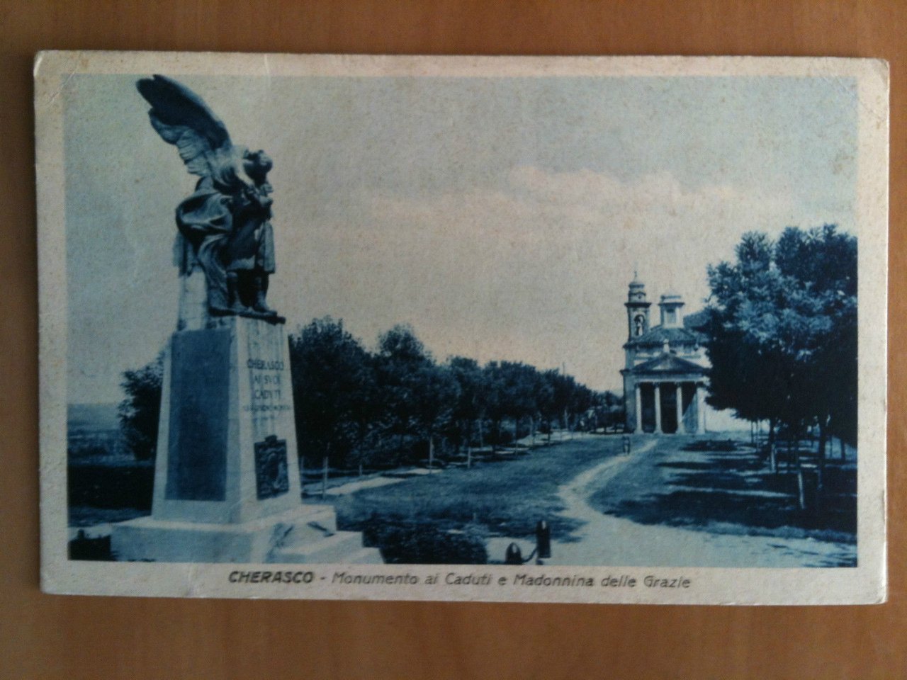 Cartolina inizi '900 Cherasco Monumento Caduti Madonnina Grazie - non …