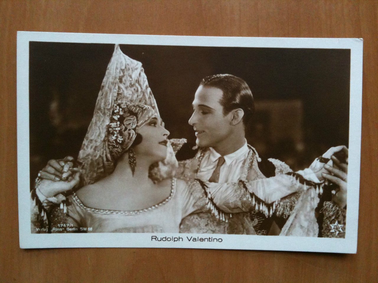 Cartolina originale anni '20 Rodolfo Valentino - non viaggiata