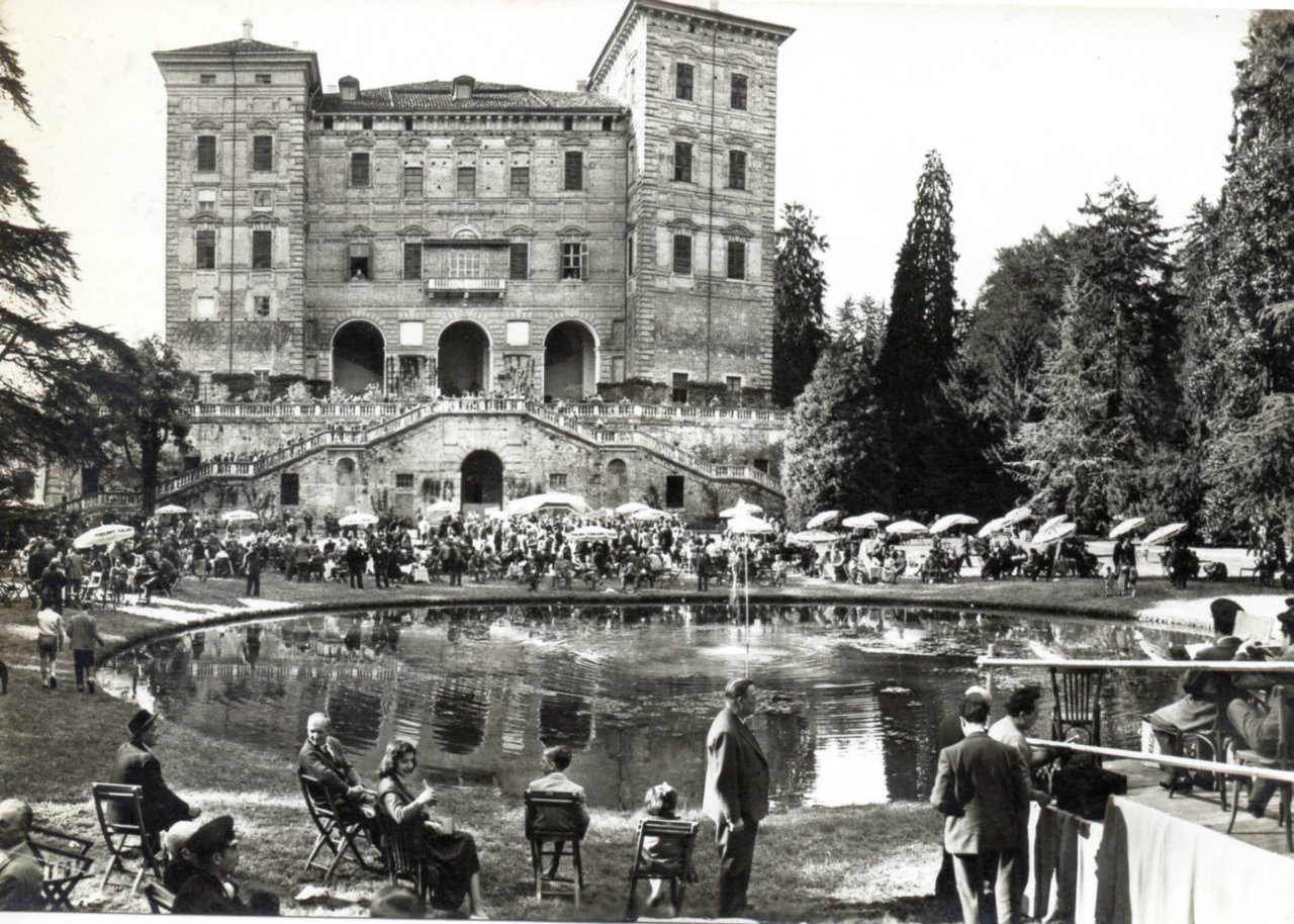 Cartolina Postcard Agliè giornata dell'anziano FIAT 1961