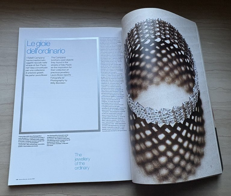 domus 844 Gennaio/ January 2002 Architettura/Design/Arte/Comunicazione Architecture/Design/Art/Communication