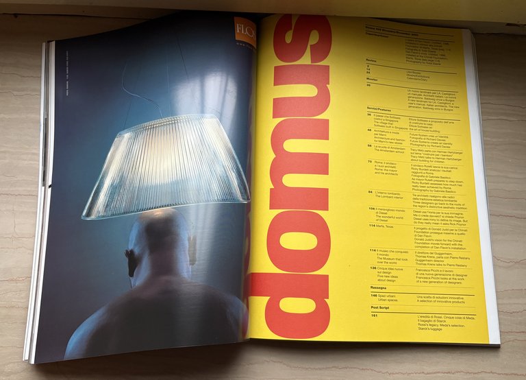 domus. Architettura/Design/Arte/Comunicazione / Architecture/Design/Art/Communication Dicembre / December 2000 N. 832 | Immagine Gallery 2