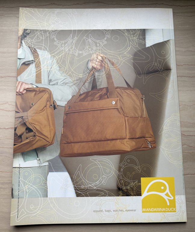 Domus Fashion. Supplemento a/Supplement of Domus 858 Aprile/April 2003