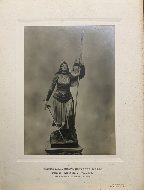 Due fotografie originali della statua di Giovanna d'Arco | Immagine Gallery 2