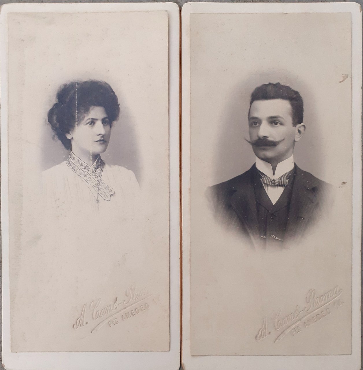 due fotografie ritratti di Angelina Canè fotografa Roma 1902 circa