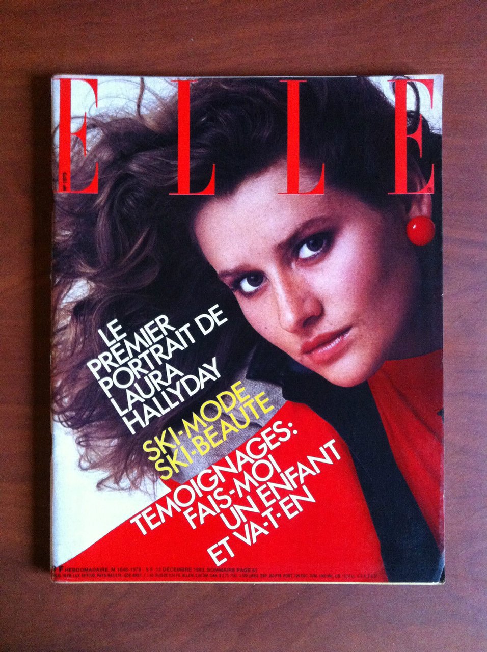 ELLE n^ 1979 Décembre 1983 Couverture: Isabelle Townsend - E9383