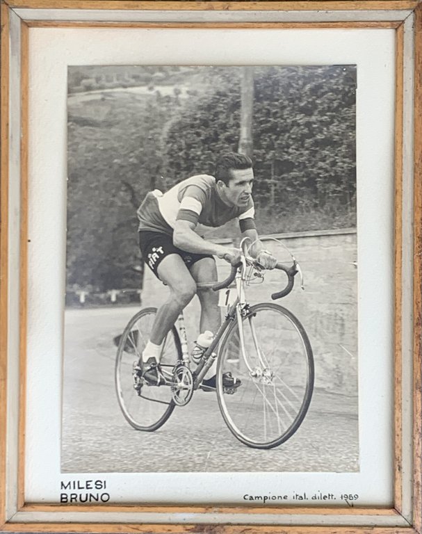 Fotografia incorniciata del Campione Italiano Bruno Milesi 1959