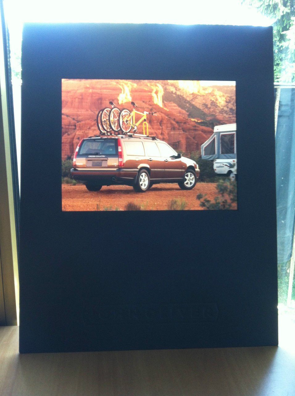 Grande diapositiva pubblicitaria per automobile Volvo - E18016