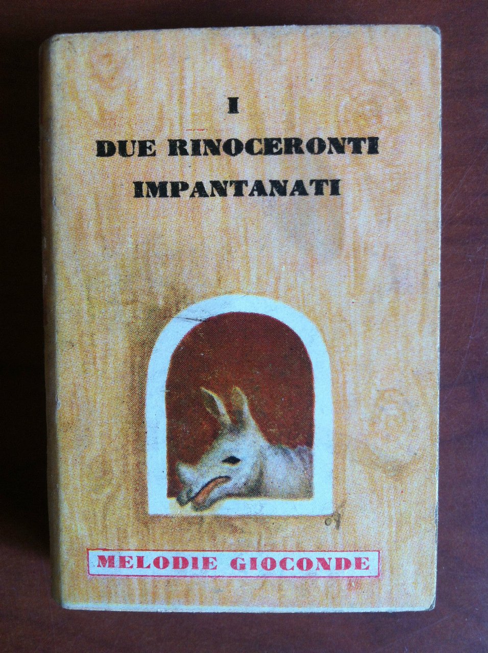 I due rinoceronti impantanati D. Kunhardt Melodie Gioconde 1949 - …
