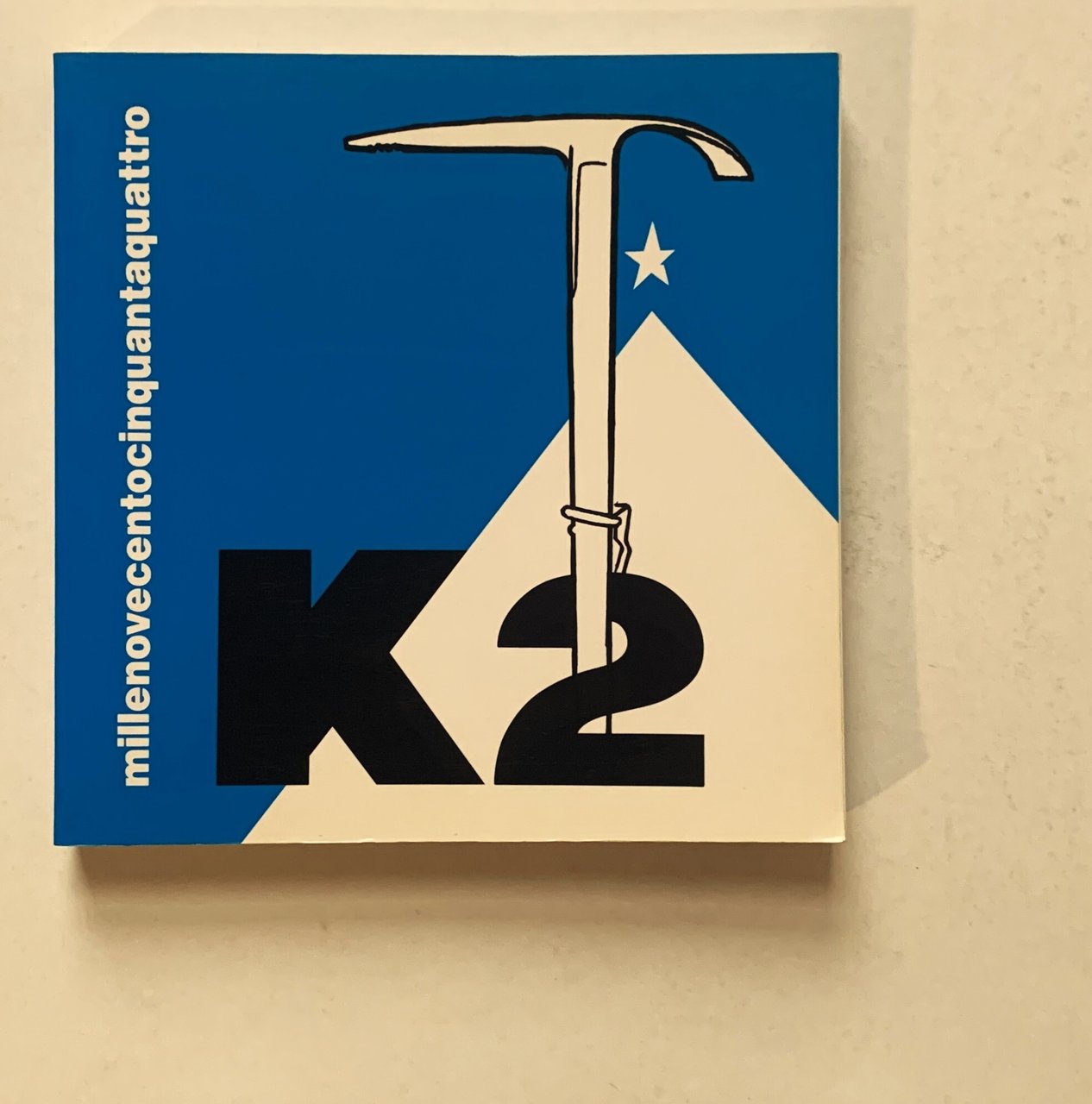 K2 millenovecentocinquantaquattro | Immagine principale