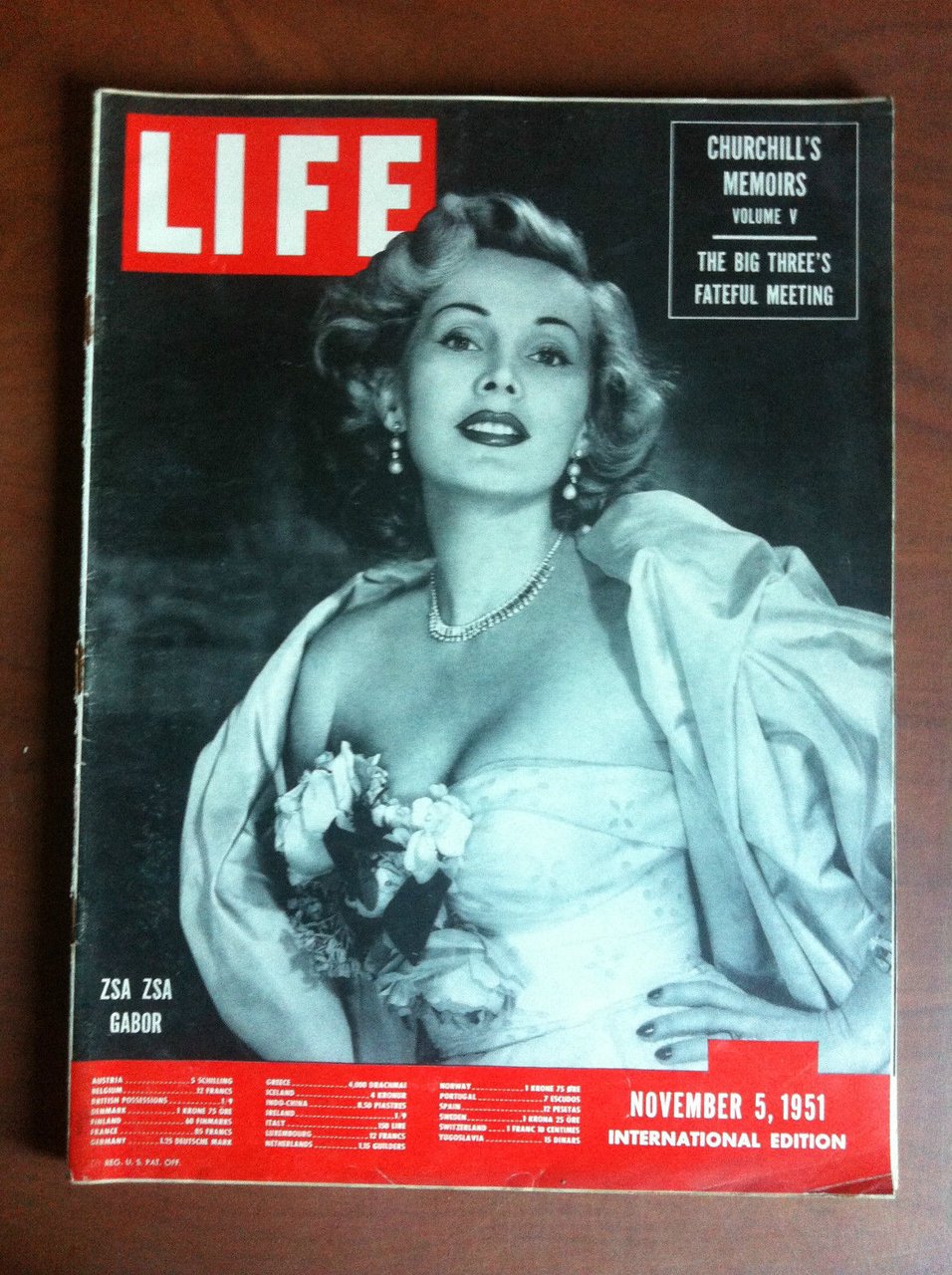 Life international Vol. 11 n^10 November 5, 1951 Cover Sari … | Immagine principale