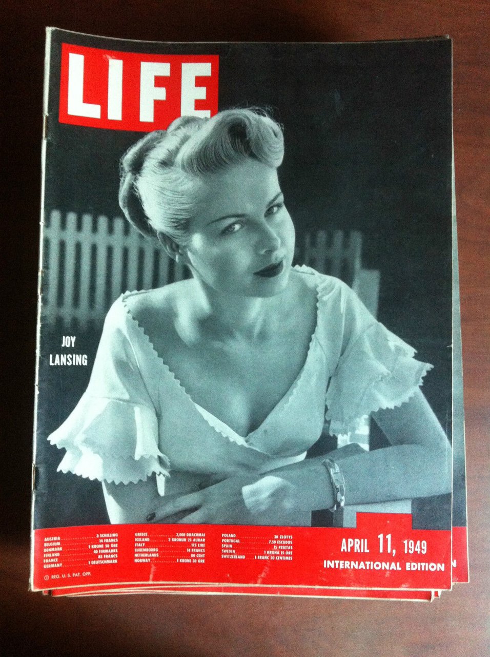 Life international Vol. 6 n^ 8 April 11 1949 Cover …