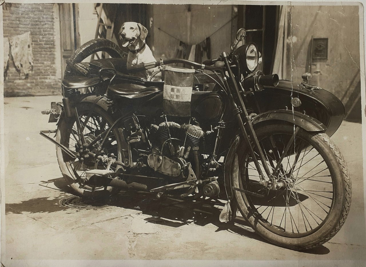 Motocicletta con sidecar IGM Istituto Geografico Militare grande guerra