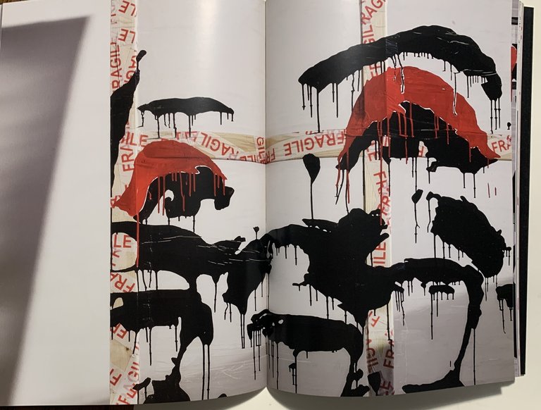 Natasha / Fragile / Handle with Care | Immagine Gallery 2