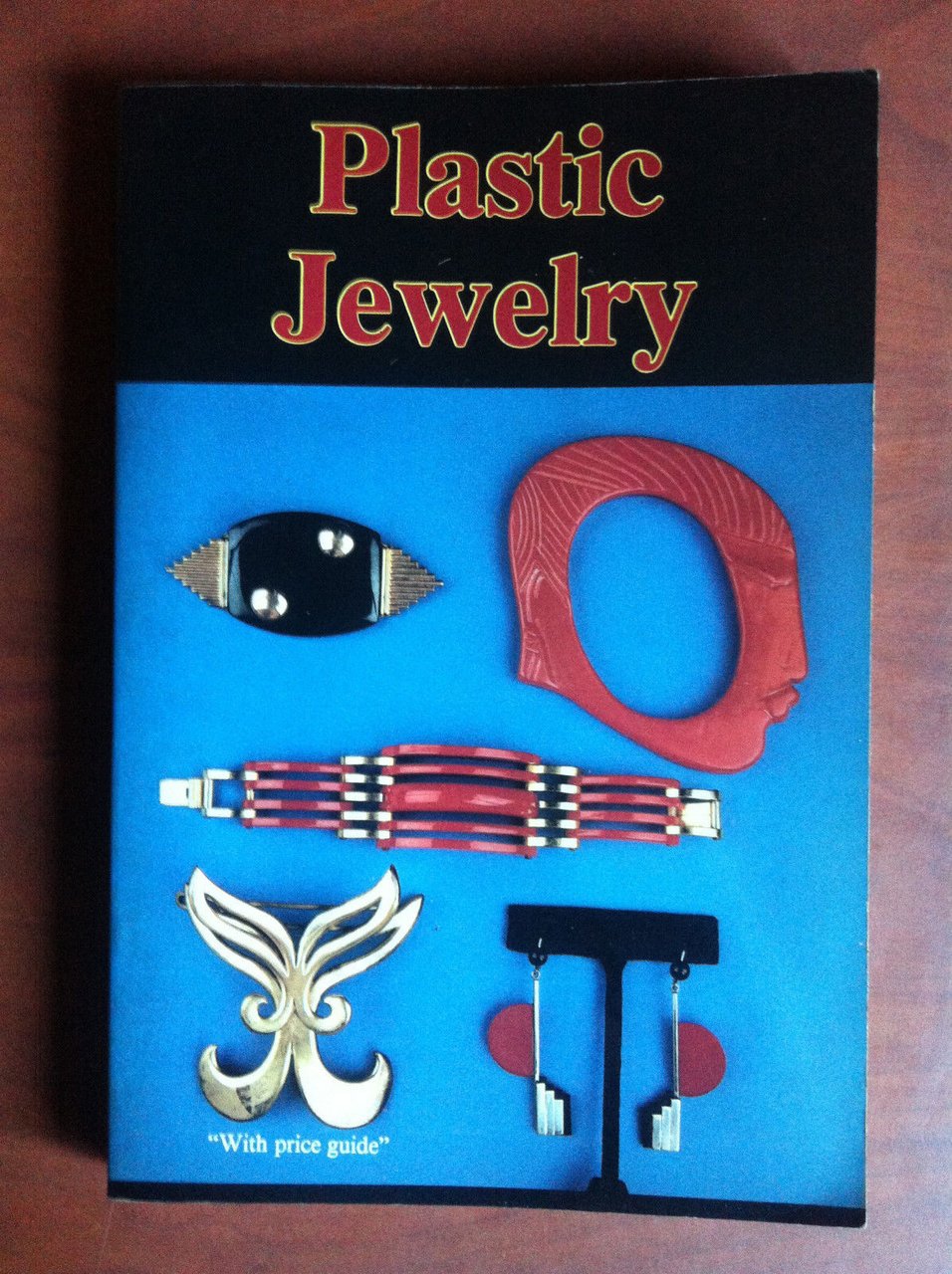 Plastic Jawelry Auction Catalogue Lyngerda Kelley Nancy Schiff 1987 USA …