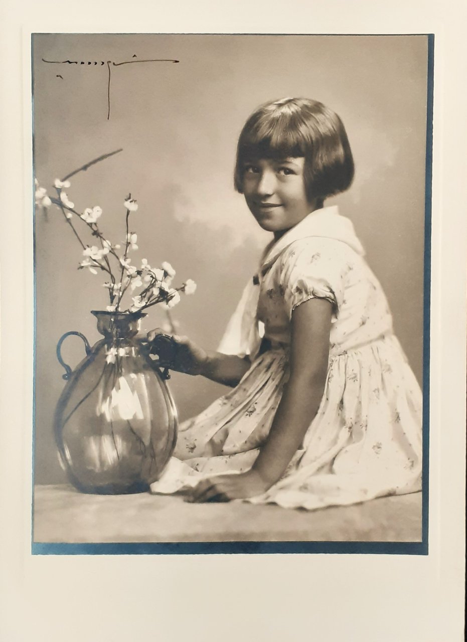 Ritratto primaverile del fotografo Ercole Massaglia Torino anni '30