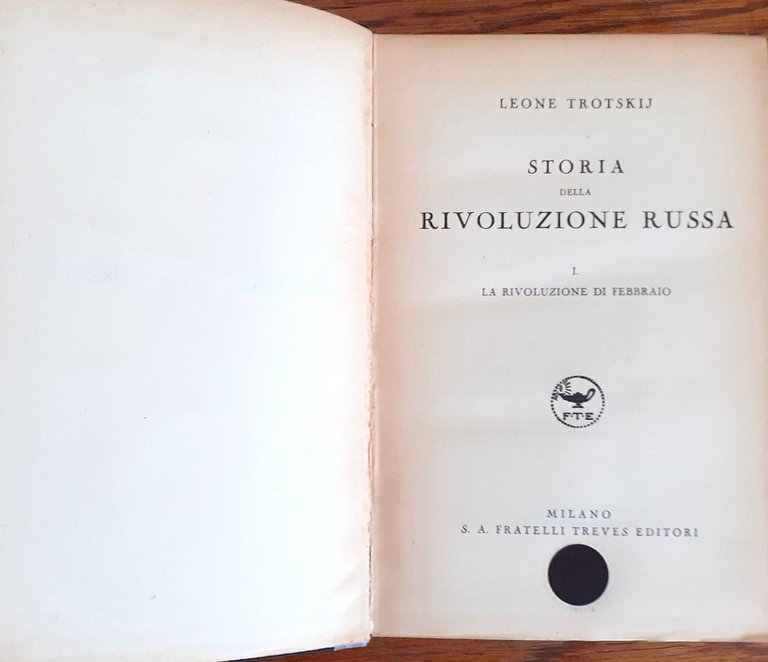 Storia della rivoluzione Russa 3 volumi Fratelli Treves 1936