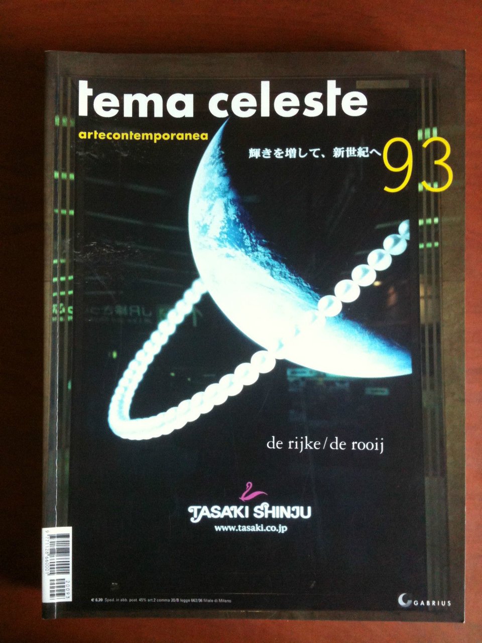 tema celeste artecontemporanea 93 Settembre/Ottobre 2002