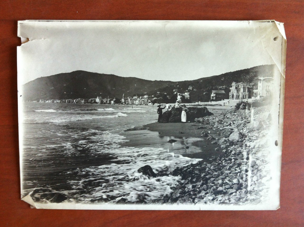 Vera Fotografia fine '800 inizi '900 mamme in spiaggia con …