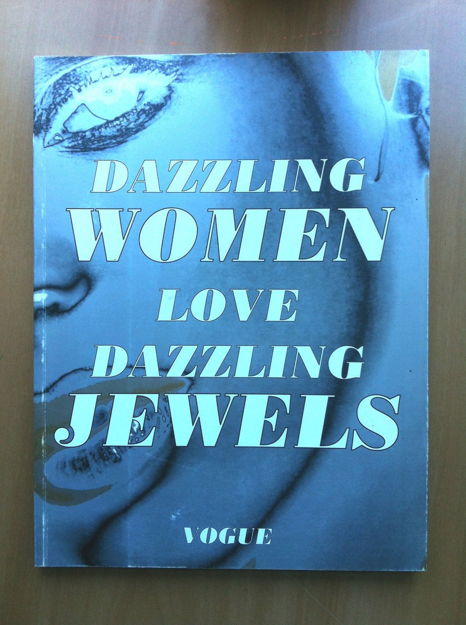 Vogue Suppl. akìl n^ 627 Nov. 2002 Dazzling Women love …