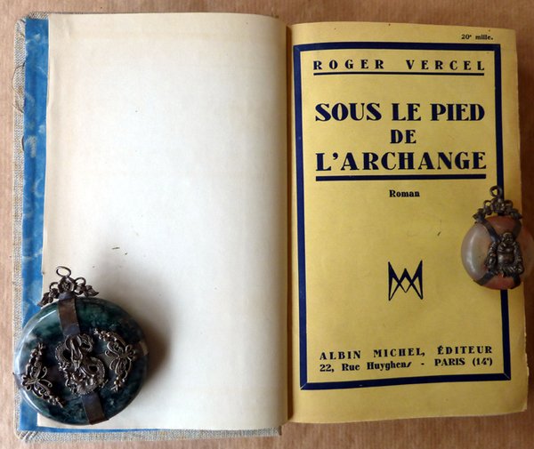 Sous Le Pied de L'Archange.