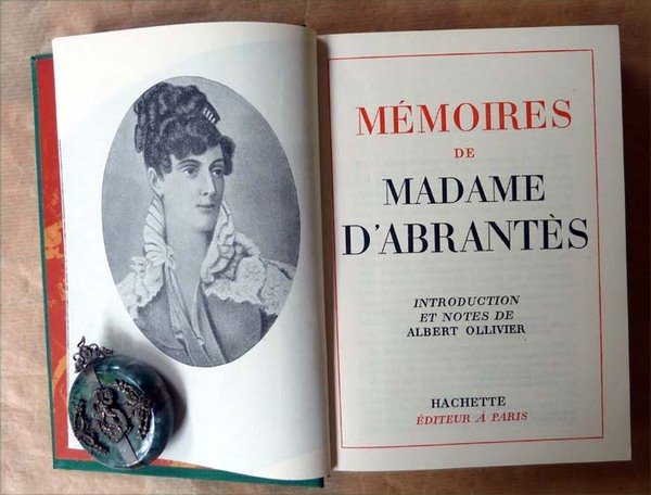 Mémoires de Madame D'Abrantès.