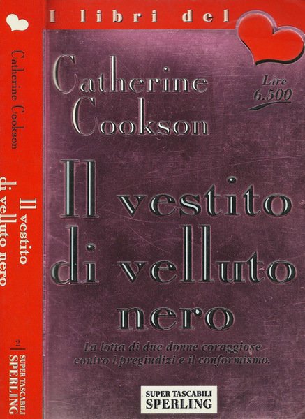 Il vestito di velluto nero