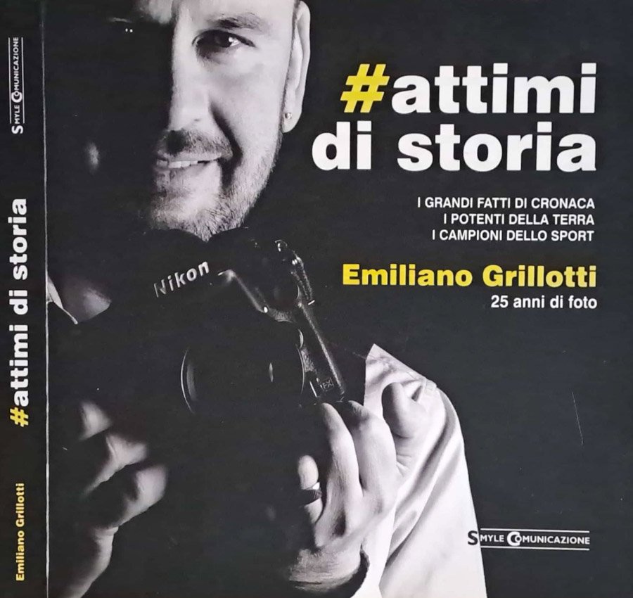 #attimi di storia. 25 anni di foto