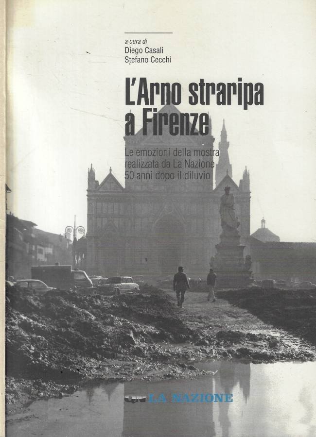 L'Arno straripa a Firenze