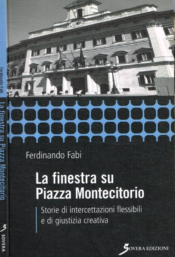 La finestra su Piazza Montecitorio