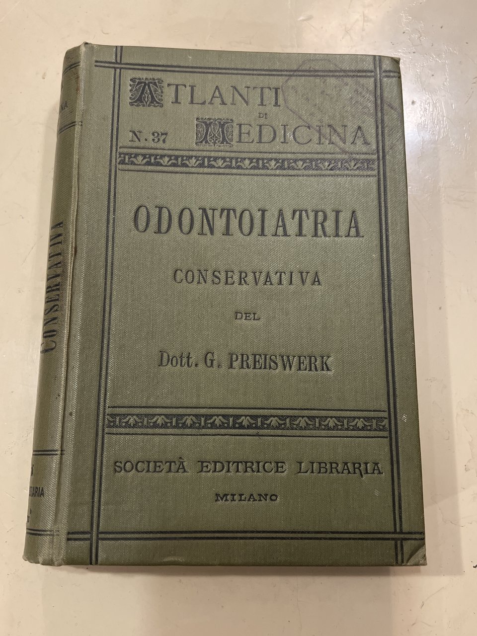 Manuale ed atlante di Odontoiatria conservativa