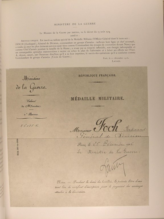 Décorations officielles françaises.