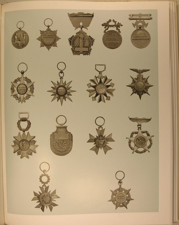 Décorations officielles françaises.