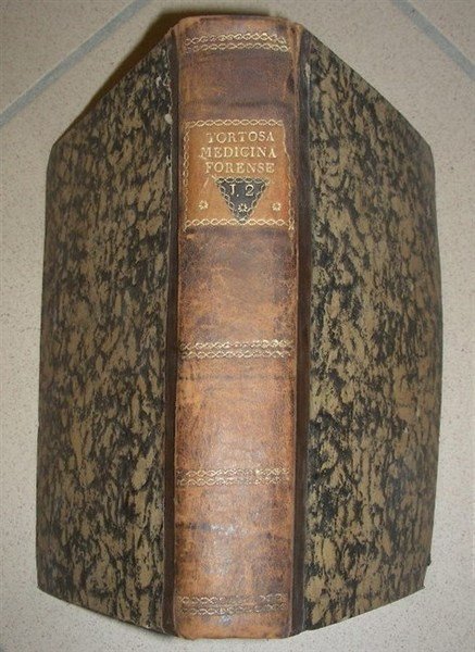 ISTITUZIONI DI MEDICINA FORENSE di. Professore Medico della Commissione dipartimentale …