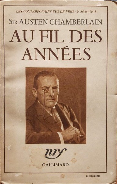 AU FIL DES ANNEES traduit de l'Anglais par G. Debù.