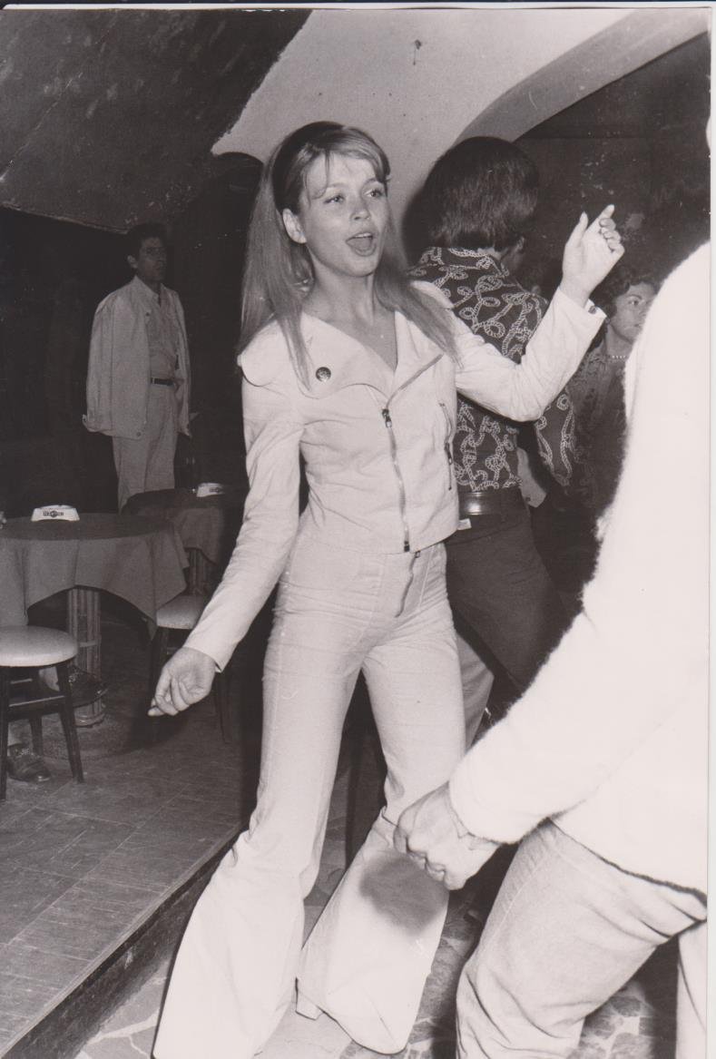Interno in una discoteca di Roma