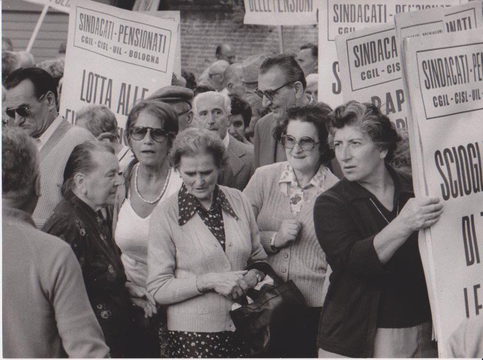 Pensionati in lotta a Firenze