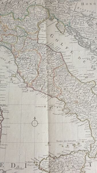L'ITALIE DRESSEE SUR LES OBSERVATIONS DE M. DE L'ACADEMIE ROYALE …