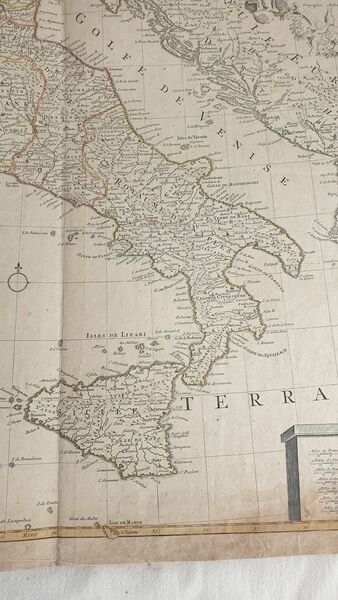 L'ITALIE DRESSEE SUR LES OBSERVATIONS DE M. DE L'ACADEMIE ROYALE …