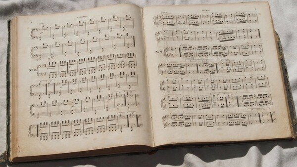 RACCOLTA SEDICI SPARTITI DI MUSICA CLASSICA PER PIANOFORTE