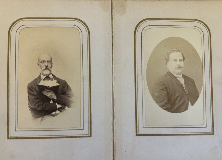 ALBUM FOTOGRAFICO 1866 CIRCA GIUSEPPE GARIBALDI