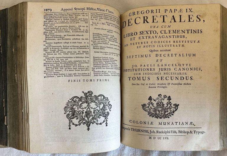 CORPUS JURIS CANONICI ACADEMICUM EMENDATUM ET NOTIS P. LANCELLOTTI IN …