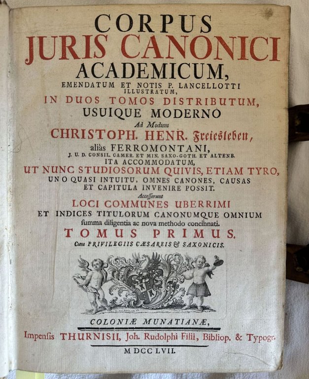 CORPUS JURIS CANONICI ACADEMICUM EMENDATUM ET NOTIS P. LANCELLOTTI IN …