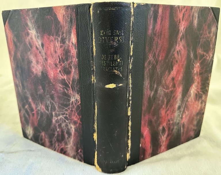 DE FEBRE PESTILENTI TRACTATUS ET CURATIONES QUORUNDAM PARTICULARIUM MORBORUM QUORUM …