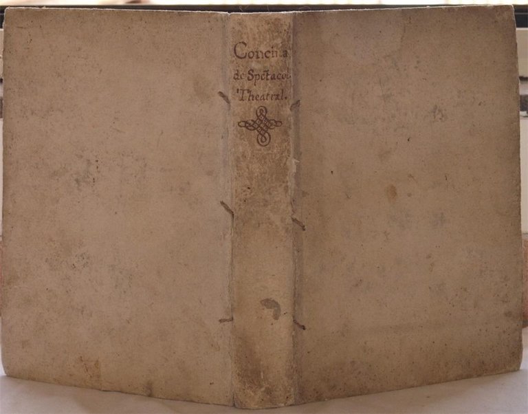 DE SPECTACULIS THEATRALIBUS CHRISTIANO CUIQUE TUM LAICO, TUM CLERICO CETITIS