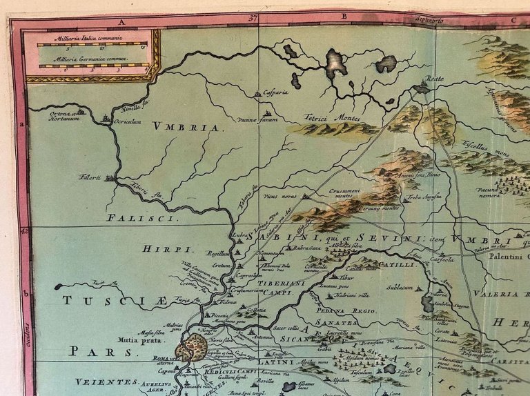 LATII UTRIUSQUE NOVA DESCRIPTIO