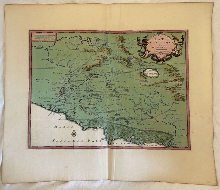 LATII UTRIUSQUE NOVA DESCRIPTIO